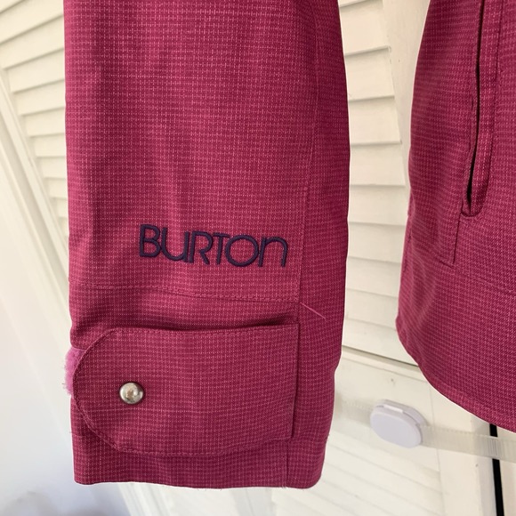 Burton DRYRIDE Womens XS Snowboard Ski Jacket Coat Pink Hooded Vented Winter - Picture 3 of 15